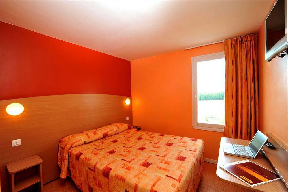 Hotel Initial By Balladins Roissy Cdg / Saint-Mard מראה חיצוני תמונה