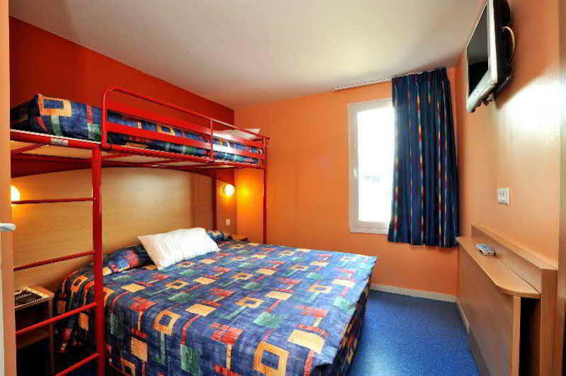 Hotel Initial By Balladins Roissy Cdg / Saint-Mard מראה חיצוני תמונה